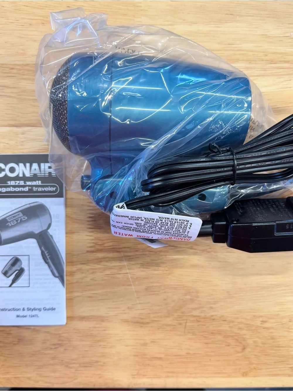 Conair 1875 Compact Styler Hair Dryer Blue Brand New